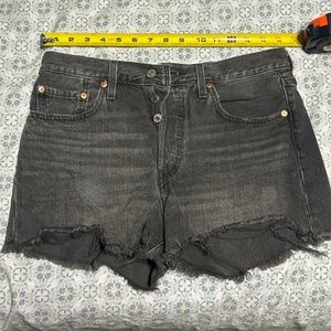 Levi’s 501 cut off shorts